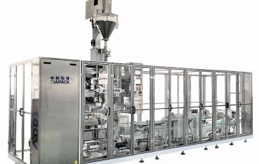 Automatic linear type single chamber vacuum packaging machine
