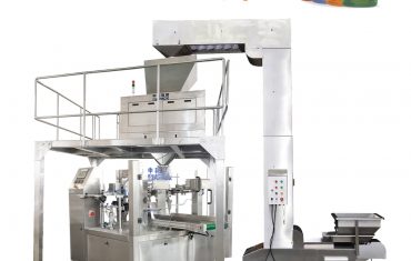 Automatic stand up pouch fill seal packaging machine