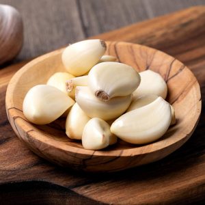 Automatic garlic packaging machine (pre-made bag )