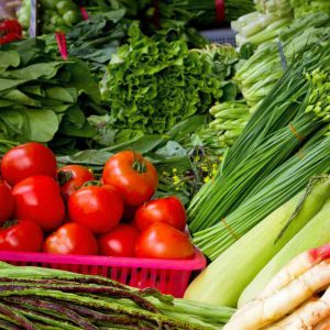 Automatic vegetable VFFS packaging machine